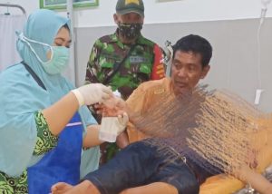 Dibacok Suami Sendiri, Leher IRT di Lemito Nyaris Putus