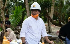 Kadis PUPR Lutra Sebut Pembersihan Pasca Banjir Bandang Sudah 65 Persen, Warga : Indikatornya Apa?
