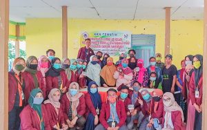 Mahasiswa UNG Bantu Warga Makarti Jaya Tingkatkan Ekonomi di Tengah Covid-19