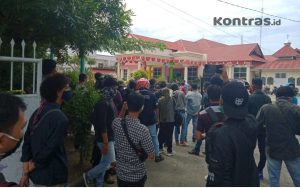 Ratusan Massa di Gorontalo Gelar Aksi Penolakan UU Cipta Kerja