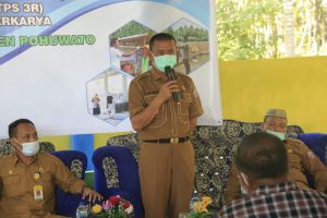 Resmikan TPS 3R, Ini Harapan Bupati Syarif Kepada Pengelola