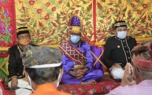 Dinobatkan Gelar Adat Pulanga, Syarif : Ini Saya Persembahkan Untuk Masyarakat Pohuwato