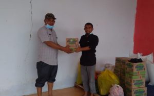 Bantu Korban Banjir, Pemda Gorut Bersama HTI Gorontalo Bangun Dapur Umum