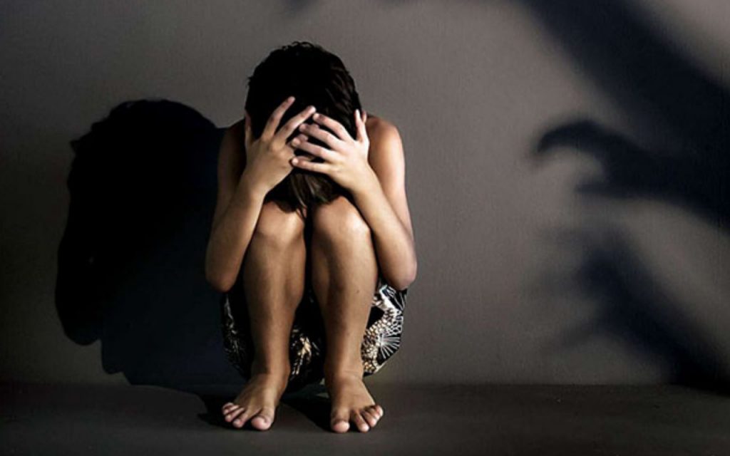 Miris.!! Gegara Diperkosa Ayah Kadung, Wanita Ini Hamil 2 Bulan