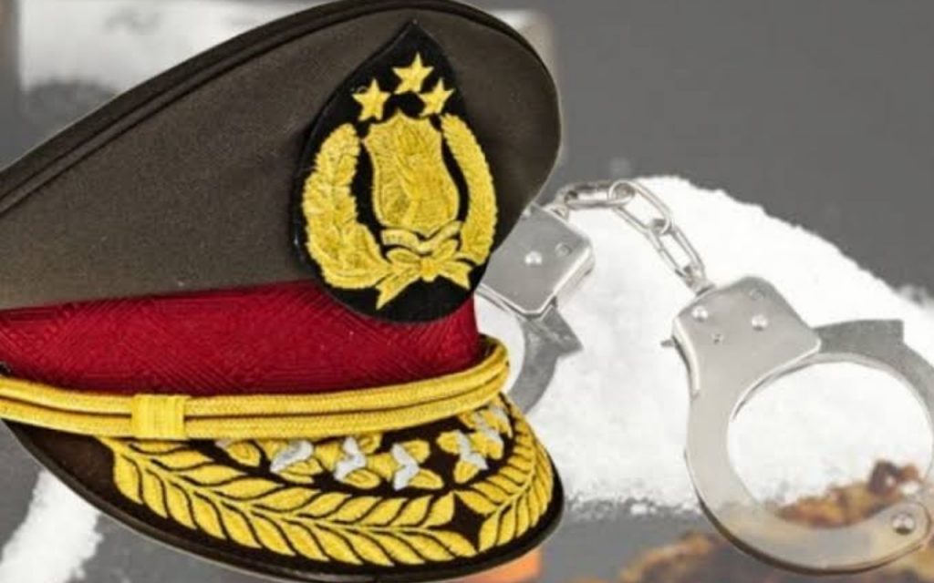 2 Oknum Polisi, Satu Diantaranya Perwira Berpangkat AKP Dibekuk Petugas Karena Sabu