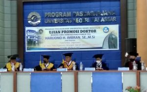 Bupati Gorontalo Kembali Jadi Penguji Disertasi S3 di UNM