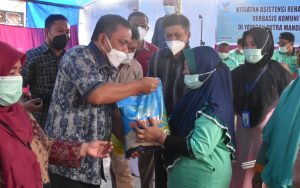 Wabup Gorontalo Tutup Pelatihan Keterampilan Bagi Peyandang Disabilitas