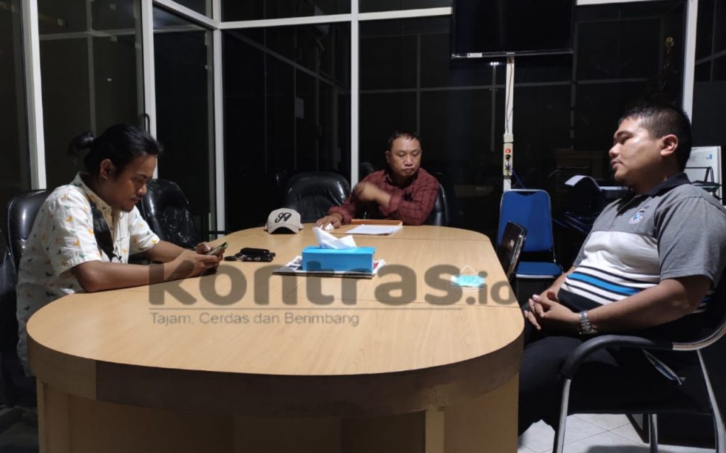 Tak Terima Kemenangannya Dibatalkan Komisi, Cakades Hutabohu Mengadu ke DPRD Kabgor
