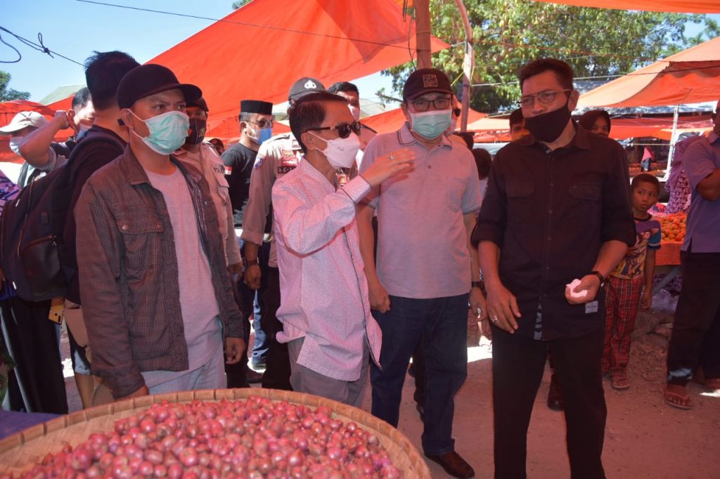 Bupati Gorontalo Apresiasi Penerapan Protkes di Pasar Telaga