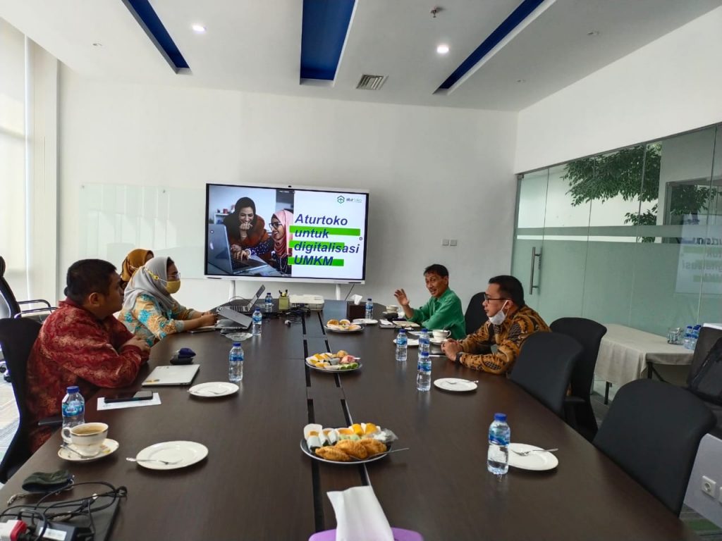 Dorongan UMKM Go Digital, Bupati Gorontalo Kunjungi PT Atur Toko Solusi Indonesia