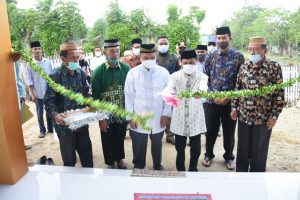 Bupati Gorontalo Resmikan Masjid Nurul Haq Kelurahan Bolihuangga
