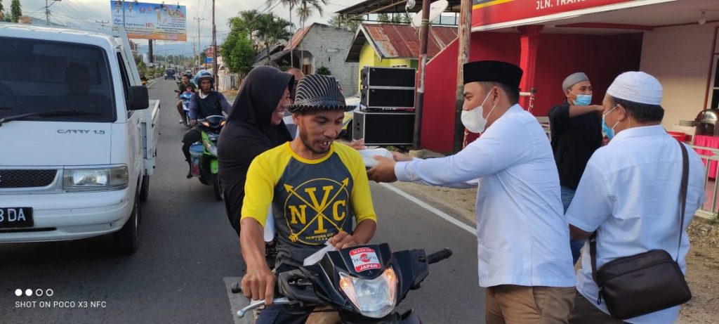 Fraksi Gerindra Berbagi, Nirwan : Ajang Silaturahmi Pengurus Dengan Masyarakat