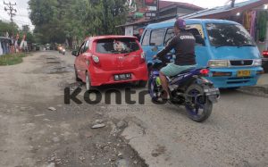 Rusak Parah, DPRD Kabgor Soroti Jalan Samping RSUD Dunda Limboto
