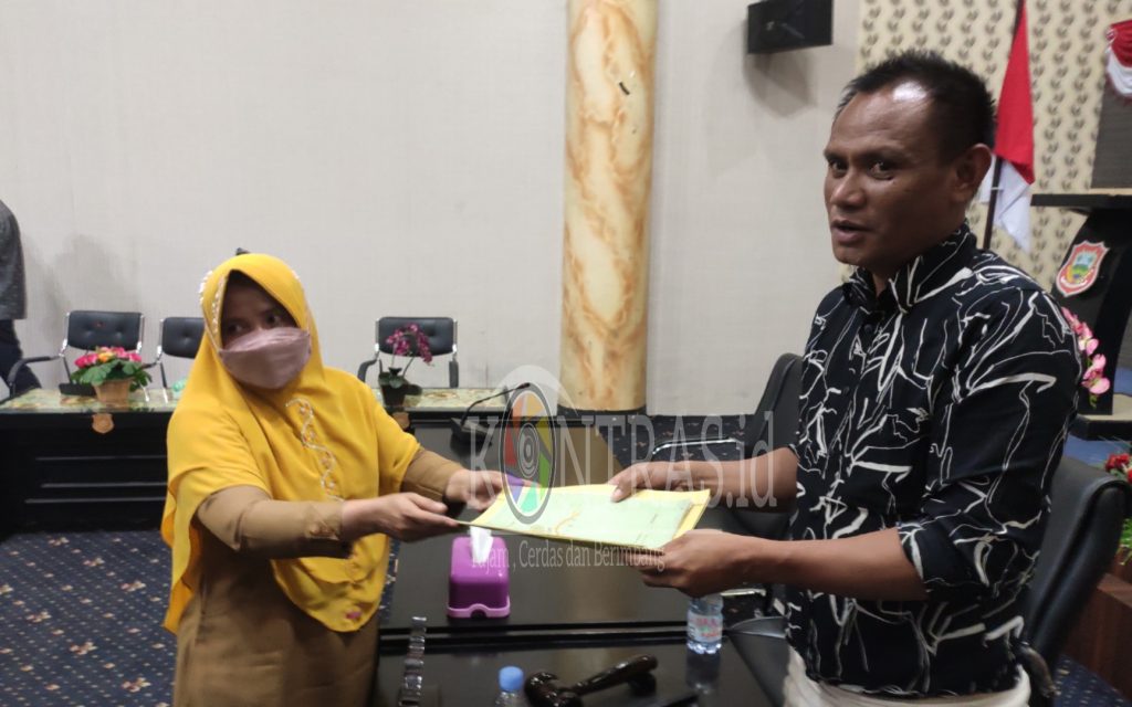 Esto Hariyanti Hartono