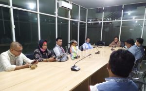 Bapemperda DPRD Kabgor Bersama Pemda Bahas Perda Terdampak UU Cipta Kerja