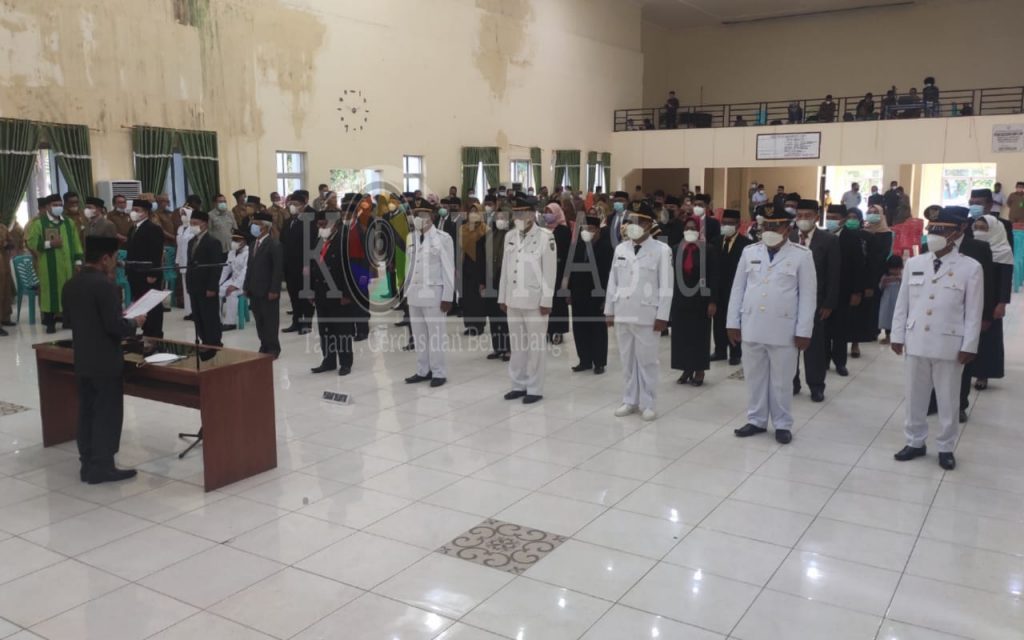 Bupati Gorontalo Lantik 50 Pejabat Eselon II dan III