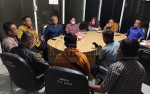 Protes Hasil Evaluasi Perangkat Desa, Lima Kepala Dusun Datangi DPRD Kabgor