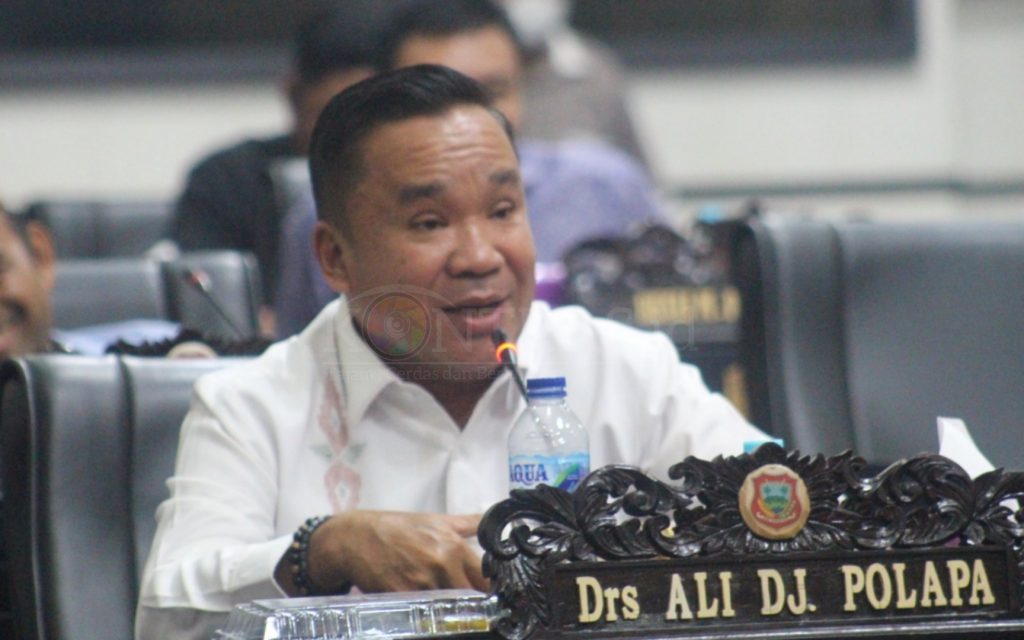 Ali Polapa Minta Pemerintah Perhatikan Guru Kontrak