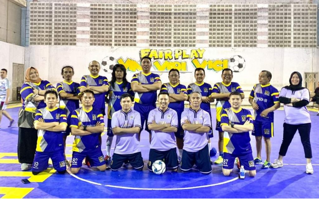 Gelar Pertandingan Persahabatan, Tim Futsal Komisi III Bekuk Tim Komisi I Dengan Skor 7-6