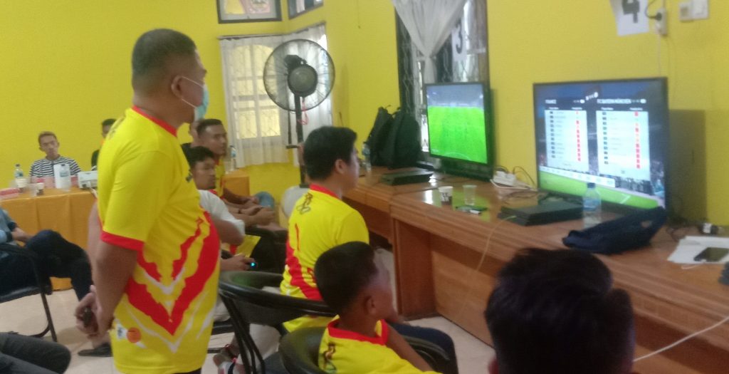 Nasir Giasi Buka Yellow Cup Competition Efootball PES 2021