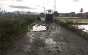 Warga Keluhkan Pekerjaan Jalan Hulawa – Pilohayanga yang Tak Kunjung Selesai