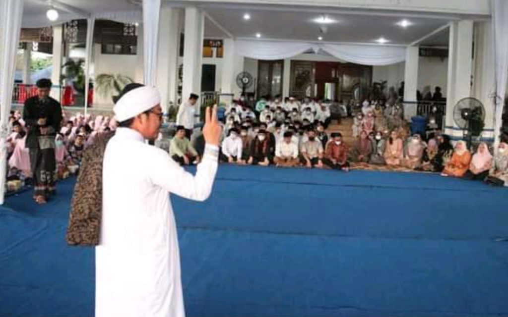 Drs H SN Prana Putra Sohe, MM