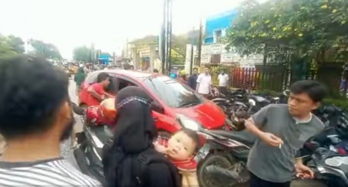 Kecelakaan Mobil
