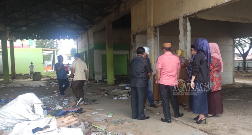 Tinjau Pekerjaan Pasar Shopping Limboto, Komisi III: Kita Akan Awasi Sampai Tuntas