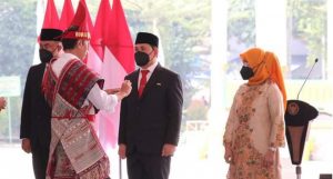 Prana Putra Sohe Terima Penghargaan Satya Lencana Wira Karya dari Presiden RI