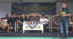 Gelar Turnamen Sepak Bola Ketua DPRD Cup, Ini Pesan Syam T. Ase