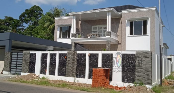 Rumah Pelaku Carding Hacker