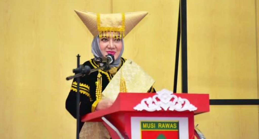 IKM Nobatkan Bupati Ratna Machmud Bundo Kanduang Musi Rawas