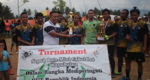 Resmi Tutup Turnament Sepak Bola Mini, Syam: Wajib Hukumnya Mendukung Olahraga