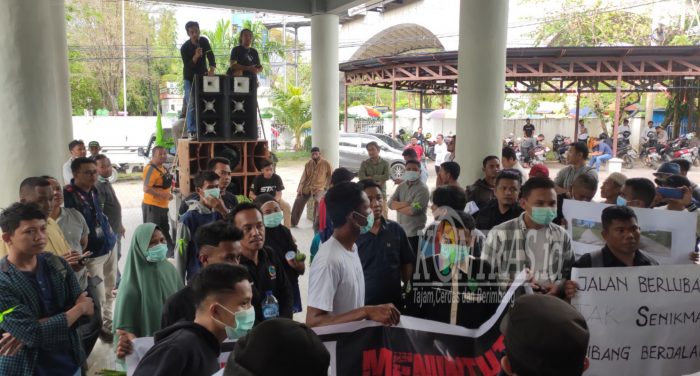 Masyarakat Kecamatan Tabongo