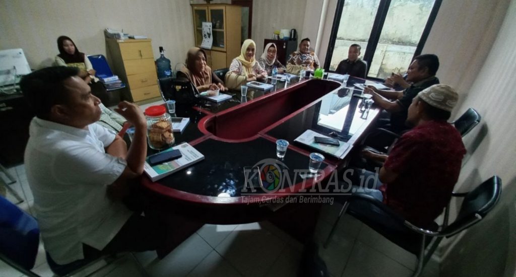 Bahas Ranperda Pengelolaan Keuangan, Komisi II Gelar Rapat Internal