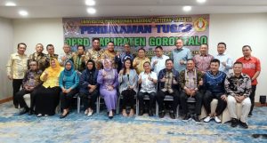 Bupati Gorontalo Harap Bimtek DPRD Bisa Melahirkan Figur Kompeten