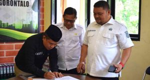 Pemkab Gorontalo bersama KPU dan Bawaslu Tandatangani Penyesuaian Alokasi Hibah Pilkada 2024