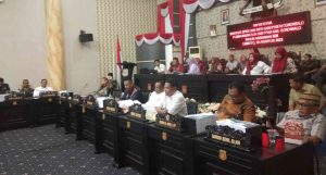 Roman Nasaru Minta Pemda Komitmen Soal Hasil Pembahasan APBD-P