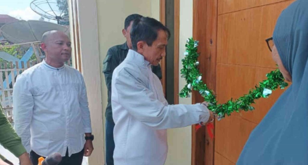 Bupati Gorontalo Resmikan 15 Unit Rumah Program BSPS di Kecamatan Tibawa