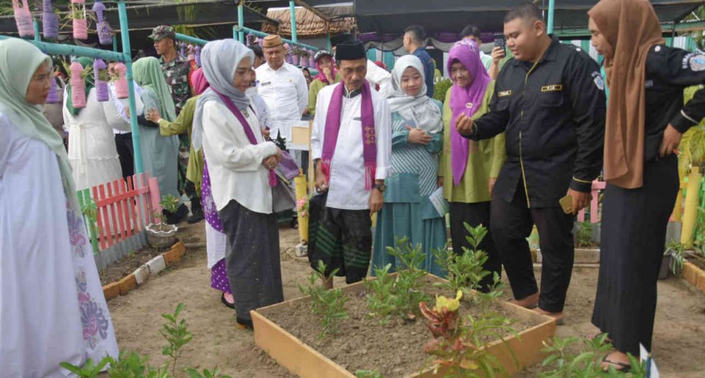 Bupati Gorontalo Apresiasi Pengembangan Kampung Wisata Herbal di Hutuo