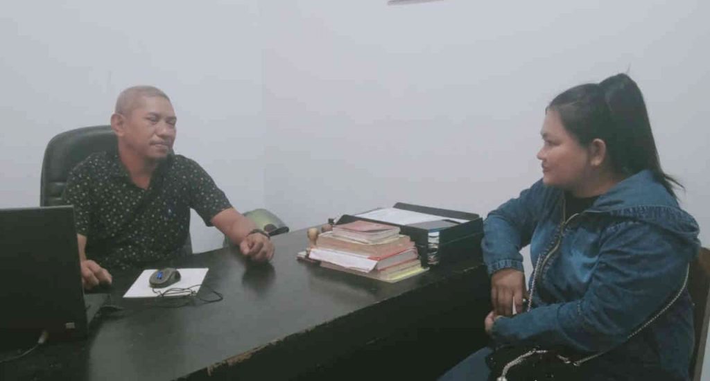 Wanita Pemandu Karaoke di Gorontalo Sebut Seragam Satpol PP Pembersih Kotoran Ayam