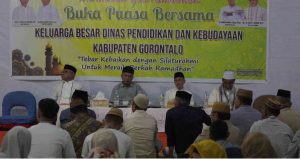 Bupati Gorontalo Bukber bersama Insan Pendidikan
