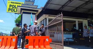 Mahasiswa Pohuwato Desak Kapolda Gorontalo Tutup Pelabuhan Sawit Milik PT. LIL