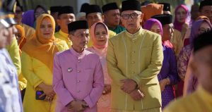 Nelson Pomalingo Hadiri Upacara Adat Mopotolungo Walikota Gorontalo