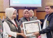 Selesaikan Coklik dengan Cepat, 7 Petugas Pantarlih Terima Penghargaan KPU Kabupaten Gorontalo