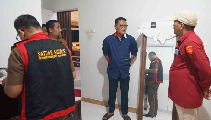 Terkait Dugaan Korupsi Proyek Kanal Banjir Tanggidaa, Kejati Gorontalo Geledah Rumah Haji Pepen