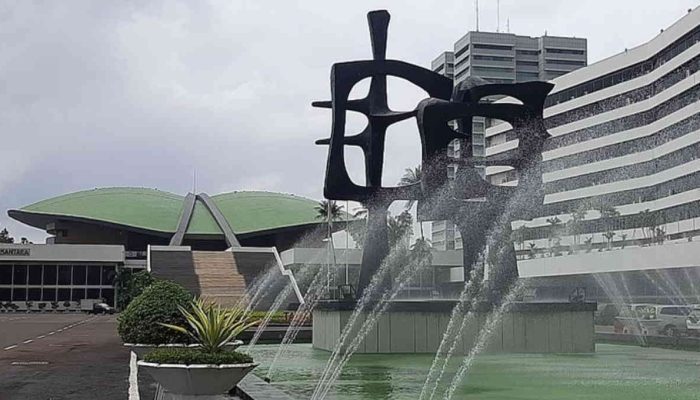 Wajah Gorontalo di Senayan; Rekam Jejak Kinerja, Harapan dan Kemungkinan Kecewa