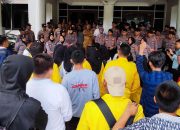 Mahasiswa Gelar Aksi di Kantor Bupati Gorontalo, Desak Copot Kepala Dinas PMD