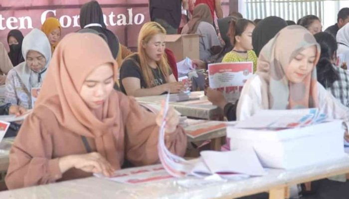 KPU Kabupaten Gorontalo Rampungkan Penyortiran Surat Suara Pilkada 2024