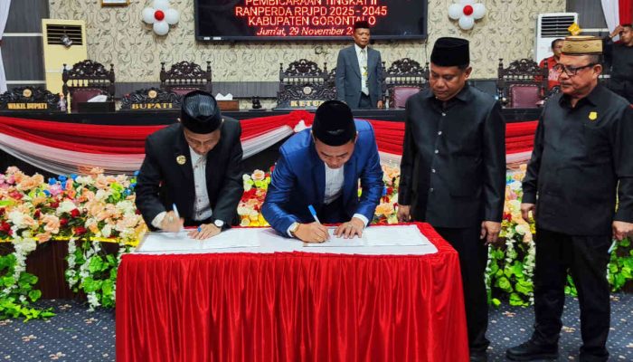 DPRD Kabupaten Gorontalo Sahkan RPJPD 2025-2045